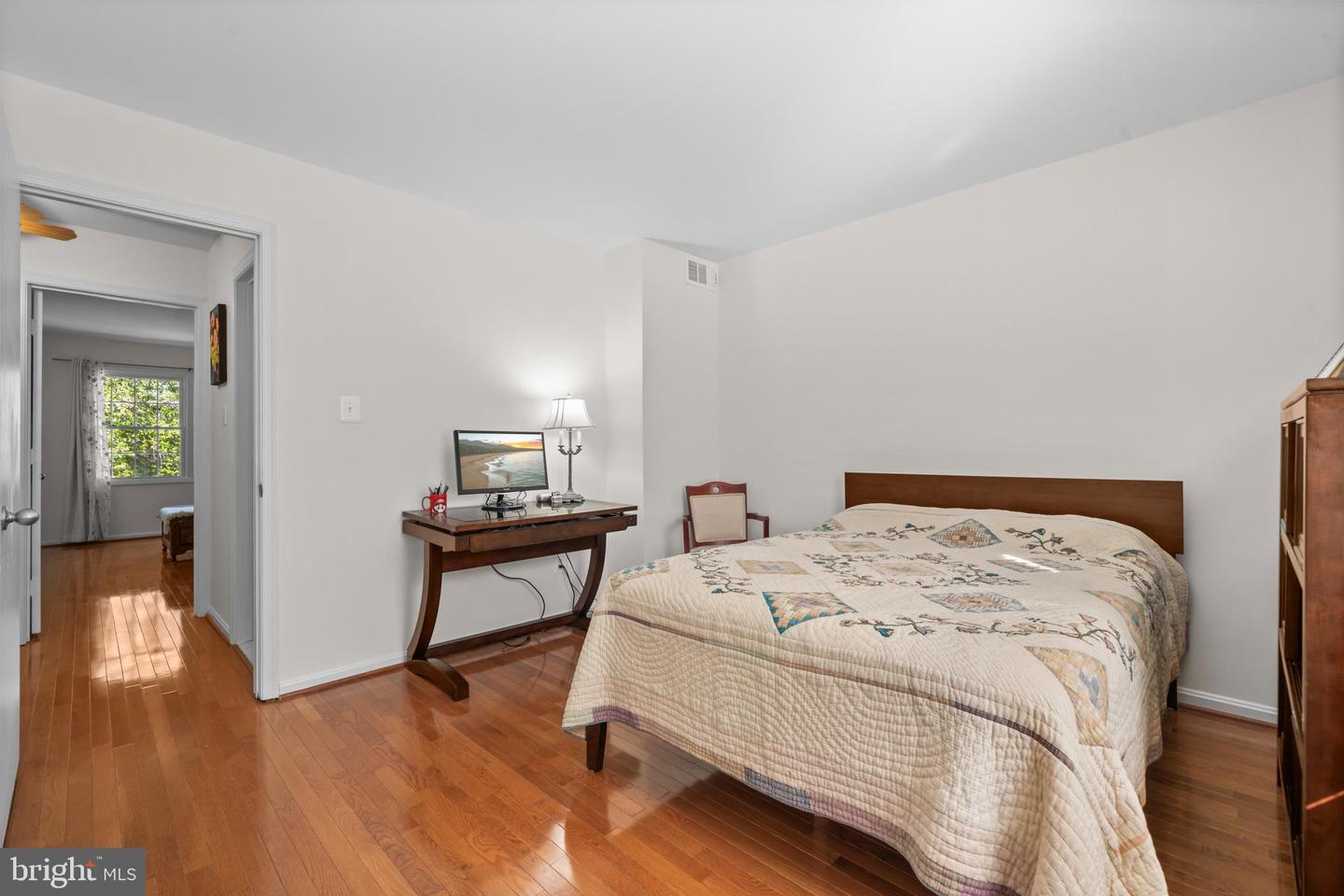 5824 REXFORD DR #731, SPRINGFIELD, Virginia 22152, 2 Bedrooms Bedrooms, ,1 BathroomBathrooms,Residential,For sale,5824 REXFORD DR #731,VAFX2274446 MLS # VAFX2274446 5824 REXFORD DR #731, SPRINGFIELD, Virginia 22152, 2 Bedrooms Bedrooms, ,1 BathroomBathrooms,Residential,For sale,5824 REXFORD DR #731,VAFX2274446 MLS # VAFX2274446
