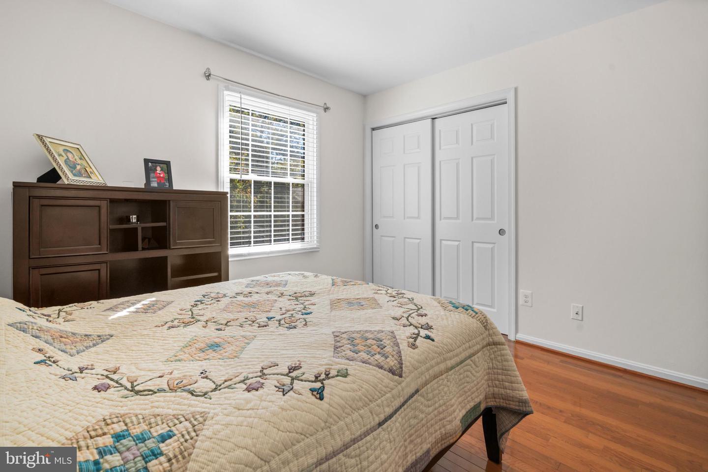 5824 REXFORD DR #731, SPRINGFIELD, Virginia 22152, 2 Bedrooms Bedrooms, ,1 BathroomBathrooms,Residential,For sale,5824 REXFORD DR #731,VAFX2274446 MLS # VAFX2274446 5824 REXFORD DR #731, SPRINGFIELD, Virginia 22152, 2 Bedrooms Bedrooms, ,1 BathroomBathrooms,Residential,For sale,5824 REXFORD DR #731,VAFX2274446 MLS # VAFX2274446