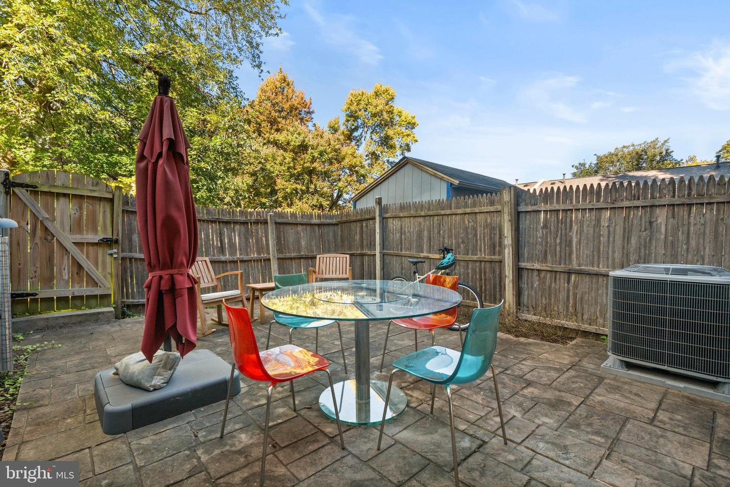 5824 REXFORD DR #731, SPRINGFIELD, Virginia 22152, 2 Bedrooms Bedrooms, ,1 BathroomBathrooms,Residential,For sale,5824 REXFORD DR #731,VAFX2274446 MLS # VAFX2274446 5824 REXFORD DR #731, SPRINGFIELD, Virginia 22152, 2 Bedrooms Bedrooms, ,1 BathroomBathrooms,Residential,For sale,5824 REXFORD DR #731,VAFX2274446 MLS # VAFX2274446