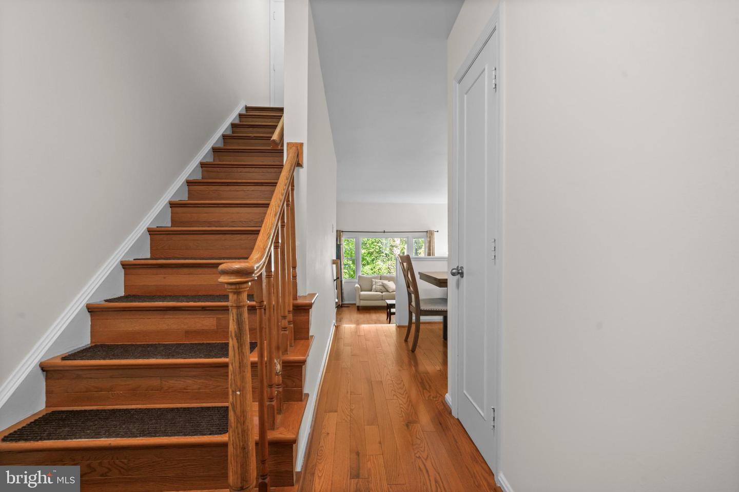 5824 REXFORD DR #731, SPRINGFIELD, Virginia 22152, 2 Bedrooms Bedrooms, ,1 BathroomBathrooms,Residential,For sale,5824 REXFORD DR #731,VAFX2274446 MLS # VAFX2274446 5824 REXFORD DR #731, SPRINGFIELD, Virginia 22152, 2 Bedrooms Bedrooms, ,1 BathroomBathrooms,Residential,For sale,5824 REXFORD DR #731,VAFX2274446 MLS # VAFX2274446