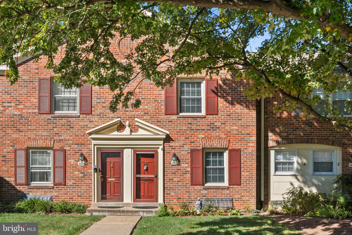 5824 REXFORD DR #731, SPRINGFIELD, Virginia 22152, 2 Bedrooms Bedrooms, ,1 BathroomBathrooms,Residential,For sale,5824 REXFORD DR #731,VAFX2274446 MLS # VAFX2274446 5824 REXFORD DR #731, SPRINGFIELD, Virginia 22152, 2 Bedrooms Bedrooms, ,1 BathroomBathrooms,Residential,For sale,5824 REXFORD DR #731,VAFX2274446 MLS # VAFX2274446