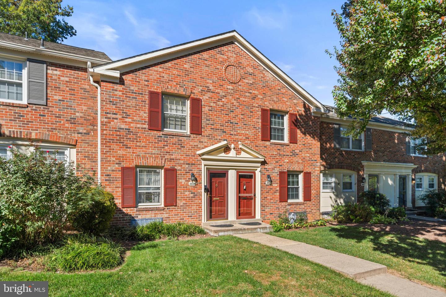 5824 REXFORD DR #731, SPRINGFIELD, Virginia 22152, 2 Bedrooms Bedrooms, ,1 BathroomBathrooms,Residential,For sale,5824 REXFORD DR #731,VAFX2274446 MLS # VAFX2274446 5824 REXFORD DR #731, SPRINGFIELD, Virginia 22152, 2 Bedrooms Bedrooms, ,1 BathroomBathrooms,Residential,For sale,5824 REXFORD DR #731,VAFX2274446 MLS # VAFX2274446