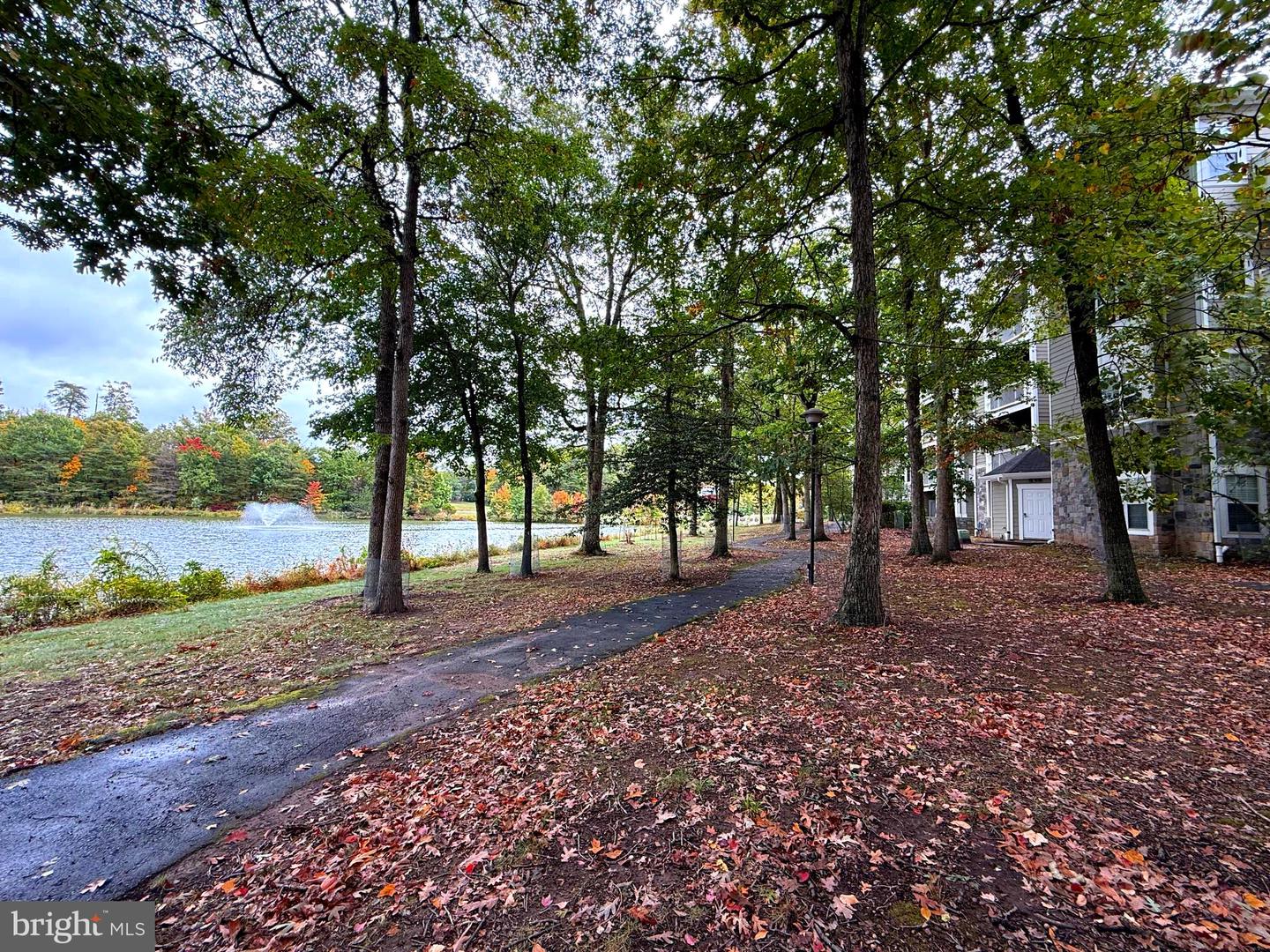 1716 LAKE SHORE CREST DR #33, RESTON, Virginia 20190, 2 Bedrooms Bedrooms, ,1 BathroomBathrooms,Residential,For sale,1716 LAKE SHORE CREST DR #33,VAFX2275038 MLS # VAFX2275038 1716 LAKE SHORE CREST DR #33, RESTON, Virginia 20190, 2 Bedrooms Bedrooms, ,1 BathroomBathrooms,Residential,For sale,1716 LAKE SHORE CREST DR #33,VAFX2275038 MLS # VAFX2275038