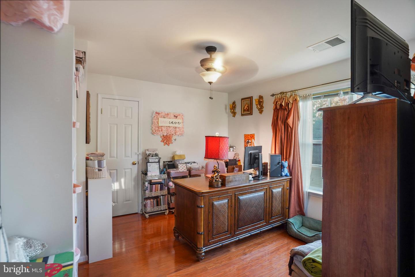 15508 KELLEY FARM CT, WOODBRIDGE, Virginia 22193, 4 Bedrooms Bedrooms, 8 Rooms Rooms,3 BathroomsBathrooms,Residential,For sale,15508 KELLEY FARM CT,VAPW2106116 MLS # VAPW2106116 15508 KELLEY FARM CT, WOODBRIDGE, Virginia 22193, 4 Bedrooms Bedrooms, 8 Rooms Rooms,3 BathroomsBathrooms,Residential,For sale,15508 KELLEY FARM CT,VAPW2106116 MLS # VAPW2106116