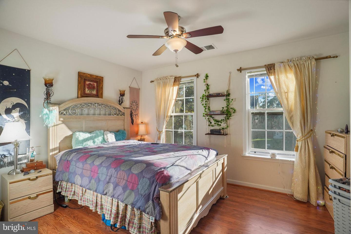15508 KELLEY FARM CT, WOODBRIDGE, Virginia 22193, 4 Bedrooms Bedrooms, 8 Rooms Rooms,3 BathroomsBathrooms,Residential,For sale,15508 KELLEY FARM CT,VAPW2106116 MLS # VAPW2106116 15508 KELLEY FARM CT, WOODBRIDGE, Virginia 22193, 4 Bedrooms Bedrooms, 8 Rooms Rooms,3 BathroomsBathrooms,Residential,For sale,15508 KELLEY FARM CT,VAPW2106116 MLS # VAPW2106116