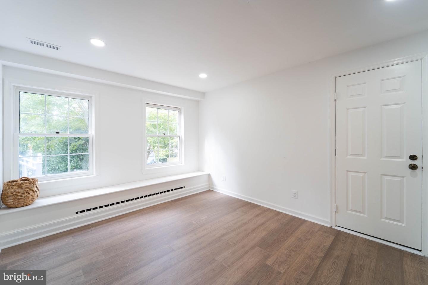 3244 TITANIC DR, STAFFORD, Virginia 22554, 4 Bedrooms Bedrooms, ,3 BathroomsBathrooms,Residential,For sale,3244 TITANIC DR,VAST2043594 MLS # VAST2043594 3244 TITANIC DR, STAFFORD, Virginia 22554, 4 Bedrooms Bedrooms, ,3 BathroomsBathrooms,Residential,For sale,3244 TITANIC DR,VAST2043594 MLS # VAST2043594