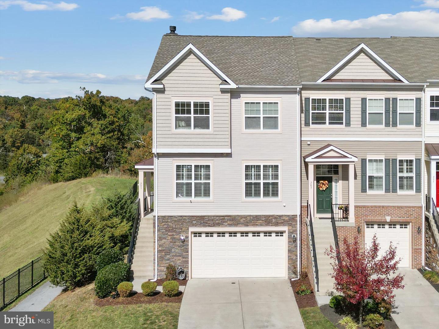 201 COBBLE STONE DR, WINCHESTER, Virginia 22602, 3 Bedrooms Bedrooms, ,3 BathroomsBathrooms,Residential,For sale,201 COBBLE STONE DR,VAFV2037486 MLS # VAFV2037486 201 COBBLE STONE DR, WINCHESTER, Virginia 22602, 3 Bedrooms Bedrooms, ,3 BathroomsBathrooms,Residential,For sale,201 COBBLE STONE DR,VAFV2037486 MLS # VAFV2037486