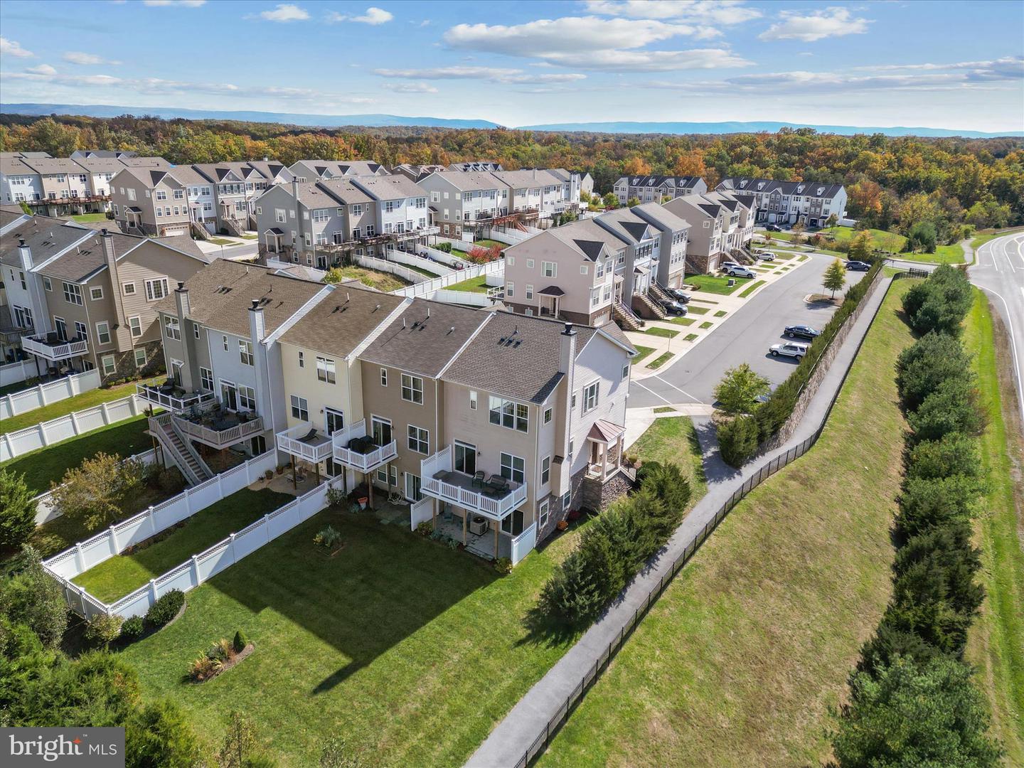 201 COBBLE STONE DR, WINCHESTER, Virginia 22602, 3 Bedrooms Bedrooms, ,3 BathroomsBathrooms,Residential,For sale,201 COBBLE STONE DR,VAFV2037486 MLS # VAFV2037486 201 COBBLE STONE DR, WINCHESTER, Virginia 22602, 3 Bedrooms Bedrooms, ,3 BathroomsBathrooms,Residential,For sale,201 COBBLE STONE DR,VAFV2037486 MLS # VAFV2037486