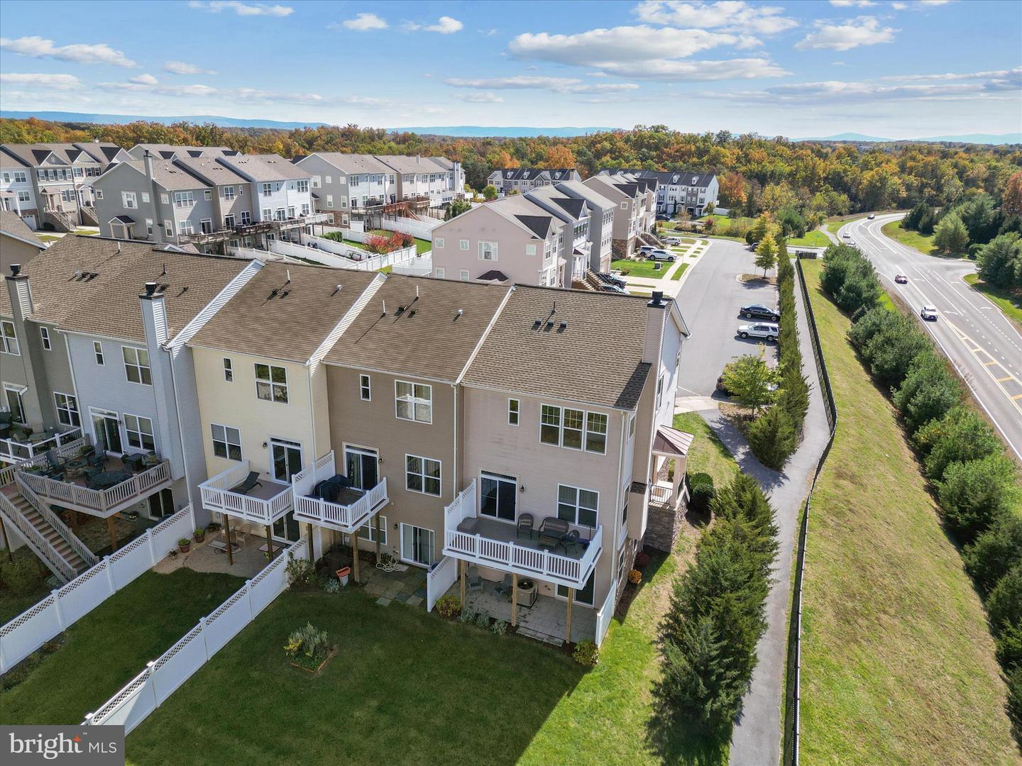 201 COBBLE STONE DR, WINCHESTER, Virginia 22602, 3 Bedrooms Bedrooms, ,3 BathroomsBathrooms,Residential,For sale,201 COBBLE STONE DR,VAFV2037486 MLS # VAFV2037486 201 COBBLE STONE DR, WINCHESTER, Virginia 22602, 3 Bedrooms Bedrooms, ,3 BathroomsBathrooms,Residential,For sale,201 COBBLE STONE DR,VAFV2037486 MLS # VAFV2037486