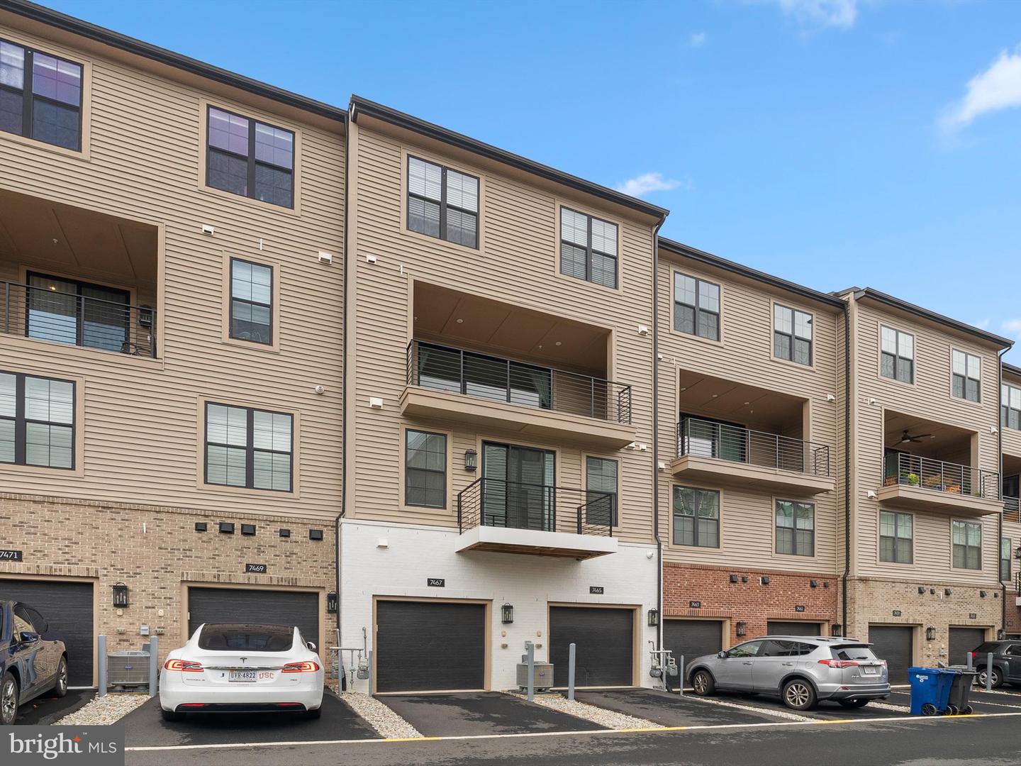 7465 BACKETT WOOD TER #1215, MCLEAN, Virginia 22102, 2 Bedrooms Bedrooms, 5 Rooms Rooms,2 BathroomsBathrooms,Residential,For sale,7465 BACKETT WOOD TER #1215,VAFX2275064 MLS # VAFX2275064 7465 BACKETT WOOD TER #1215, MCLEAN, Virginia 22102, 2 Bedrooms Bedrooms, 5 Rooms Rooms,2 BathroomsBathrooms,Residential,For sale,7465 BACKETT WOOD TER #1215,VAFX2275064 MLS # VAFX2275064