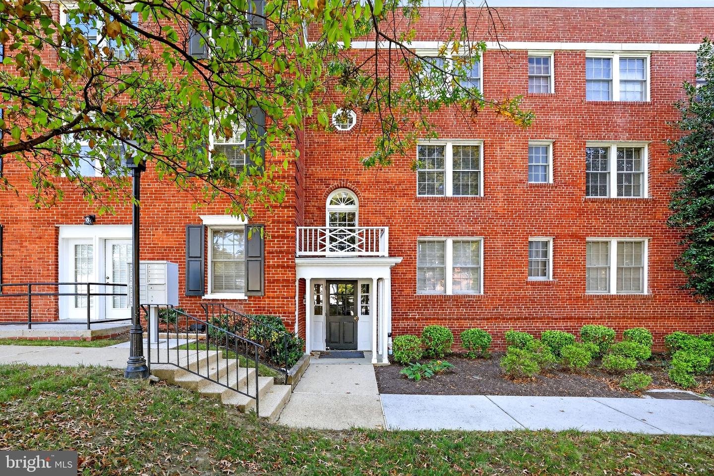 500 N BASHFORD LN #3321, ALEXANDRIA, Virginia 22314, 1 Bedroom Bedrooms, ,1 BathroomBathrooms,Residential,For sale,500 N BASHFORD LN #3321,VAAX2051024 MLS # VAAX2051024 500 N BASHFORD LN #3321, ALEXANDRIA, Virginia 22314, 1 Bedroom Bedrooms, ,1 BathroomBathrooms,Residential,For sale,500 N BASHFORD LN #3321,VAAX2051024 MLS # VAAX2051024