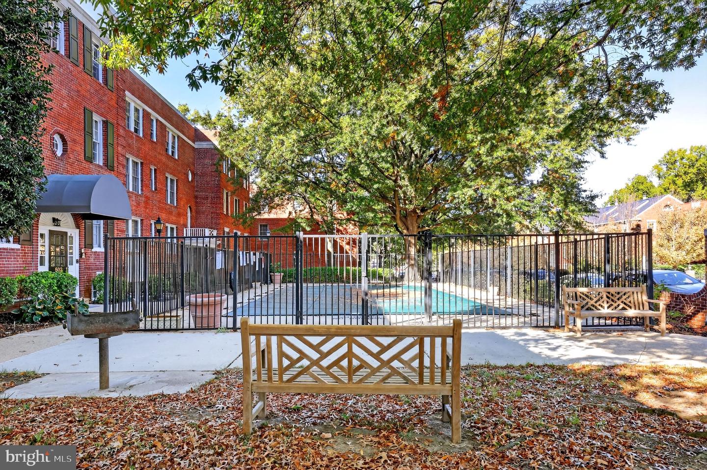 500 N BASHFORD LN #3321, ALEXANDRIA, Virginia 22314, 1 Bedroom Bedrooms, ,1 BathroomBathrooms,Residential,For sale,500 N BASHFORD LN #3321,VAAX2051024 MLS # VAAX2051024 500 N BASHFORD LN #3321, ALEXANDRIA, Virginia 22314, 1 Bedroom Bedrooms, ,1 BathroomBathrooms,Residential,For sale,500 N BASHFORD LN #3321,VAAX2051024 MLS # VAAX2051024