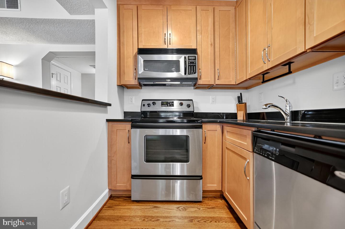 500 N BASHFORD LN #3321, ALEXANDRIA, Virginia 22314, 1 Bedroom Bedrooms, ,1 BathroomBathrooms,Residential,For sale,500 N BASHFORD LN #3321,VAAX2051024 MLS # VAAX2051024 500 N BASHFORD LN #3321, ALEXANDRIA, Virginia 22314, 1 Bedroom Bedrooms, ,1 BathroomBathrooms,Residential,For sale,500 N BASHFORD LN #3321,VAAX2051024 MLS # VAAX2051024