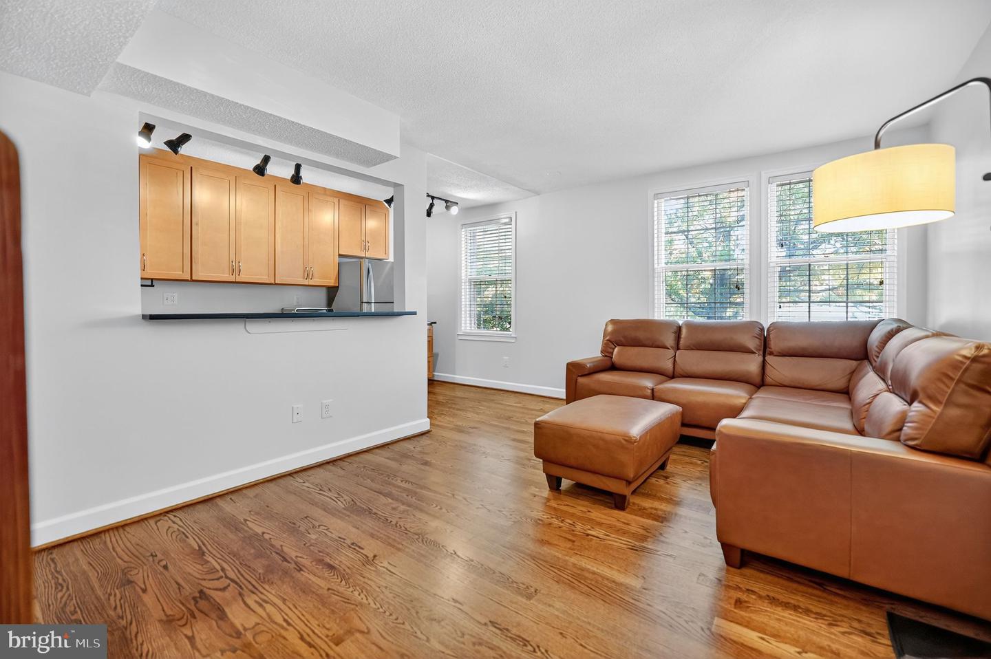 500 N BASHFORD LN #3321, ALEXANDRIA, Virginia 22314, 1 Bedroom Bedrooms, ,1 BathroomBathrooms,Residential,For sale,500 N BASHFORD LN #3321,VAAX2051024 MLS # VAAX2051024 500 N BASHFORD LN #3321, ALEXANDRIA, Virginia 22314, 1 Bedroom Bedrooms, ,1 BathroomBathrooms,Residential,For sale,500 N BASHFORD LN #3321,VAAX2051024 MLS # VAAX2051024