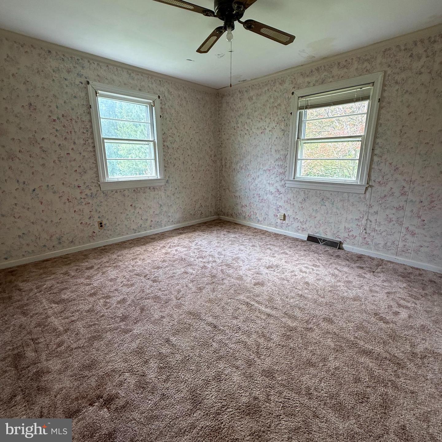 10621 CATHARPIN RD, SPOTSYLVANIA, Virginia 22551, 4 Bedrooms Bedrooms, ,1 BathroomBathrooms,Residential,For sale,10621 CATHARPIN RD,VASP2037058 MLS # VASP2037058