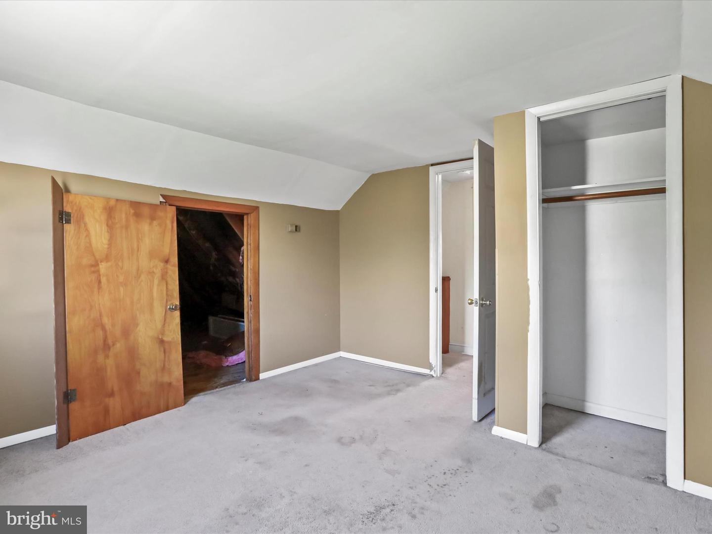 33 N BERLIN PIKE, LOVETTSVILLE, Virginia 20180, 4 Bedrooms Bedrooms, ,2 BathroomsBathrooms,Residential,For sale,33 N BERLIN PIKE,VALO2109332 MLS # VALO2109332 33 N BERLIN PIKE, LOVETTSVILLE, Virginia 20180, 4 Bedrooms Bedrooms, ,2 BathroomsBathrooms,Residential,For sale,33 N BERLIN PIKE,VALO2109332 MLS # VALO2109332