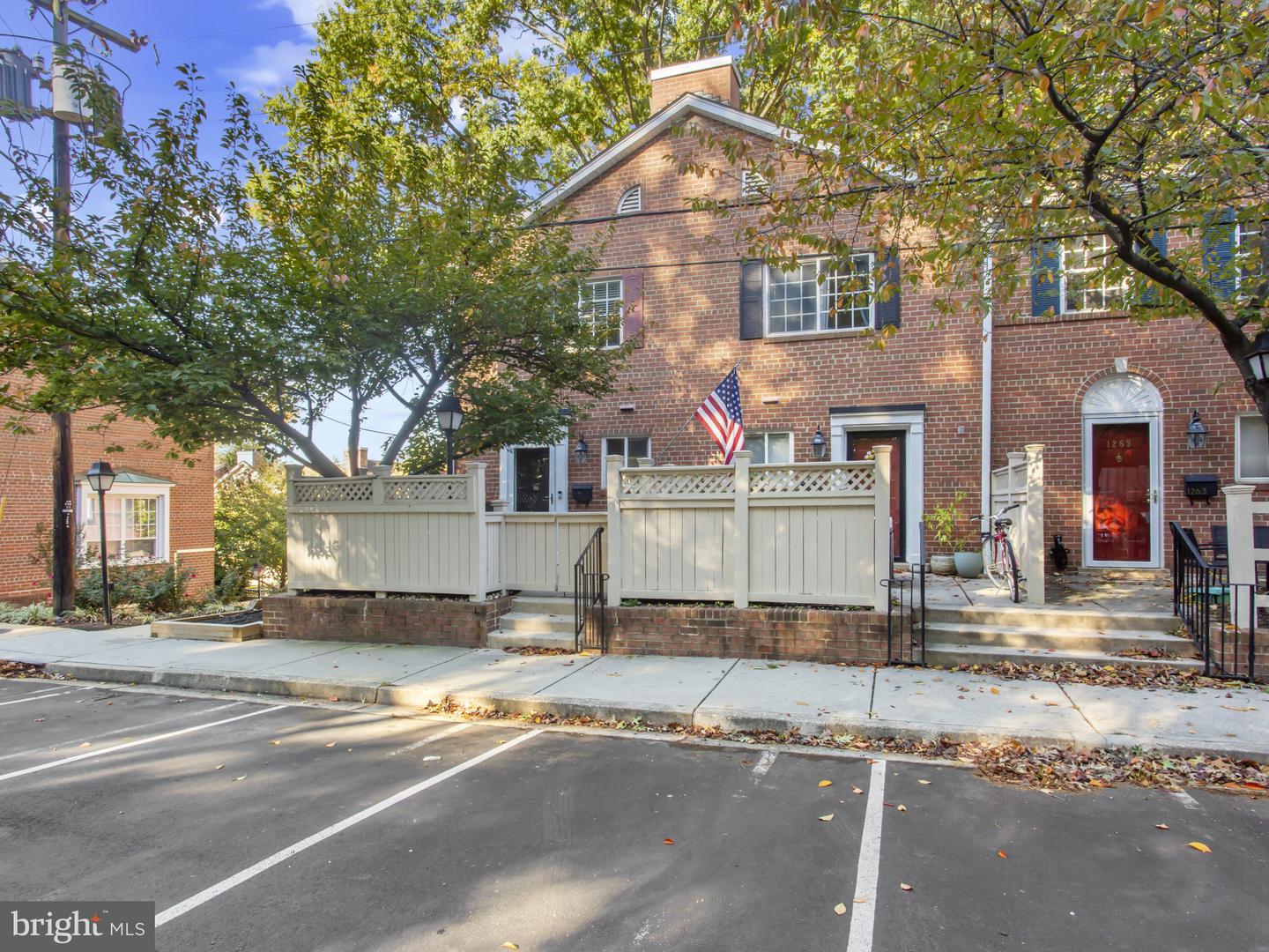 1267 N VAN DORN ST, ALEXANDRIA, Virginia 22304, 2 Bedrooms Bedrooms, ,1 BathroomBathrooms,Residential,For sale,1267 N VAN DORN ST,VAAX2051066 MLS # VAAX2051066 1267 N VAN DORN ST, ALEXANDRIA, Virginia 22304, 2 Bedrooms Bedrooms, ,1 BathroomBathrooms,Residential,For sale,1267 N VAN DORN ST,VAAX2051066 MLS # VAAX2051066