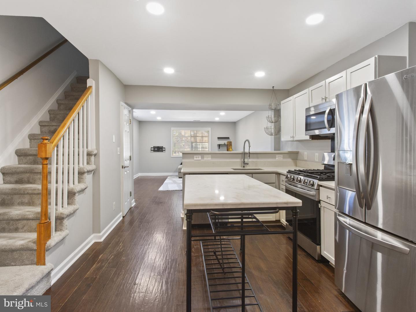 1267 N VAN DORN ST, ALEXANDRIA, Virginia 22304, 2 Bedrooms Bedrooms, ,1 BathroomBathrooms,Residential,For sale,1267 N VAN DORN ST,VAAX2051066 MLS # VAAX2051066 1267 N VAN DORN ST, ALEXANDRIA, Virginia 22304, 2 Bedrooms Bedrooms, ,1 BathroomBathrooms,Residential,For sale,1267 N VAN DORN ST,VAAX2051066 MLS # VAAX2051066