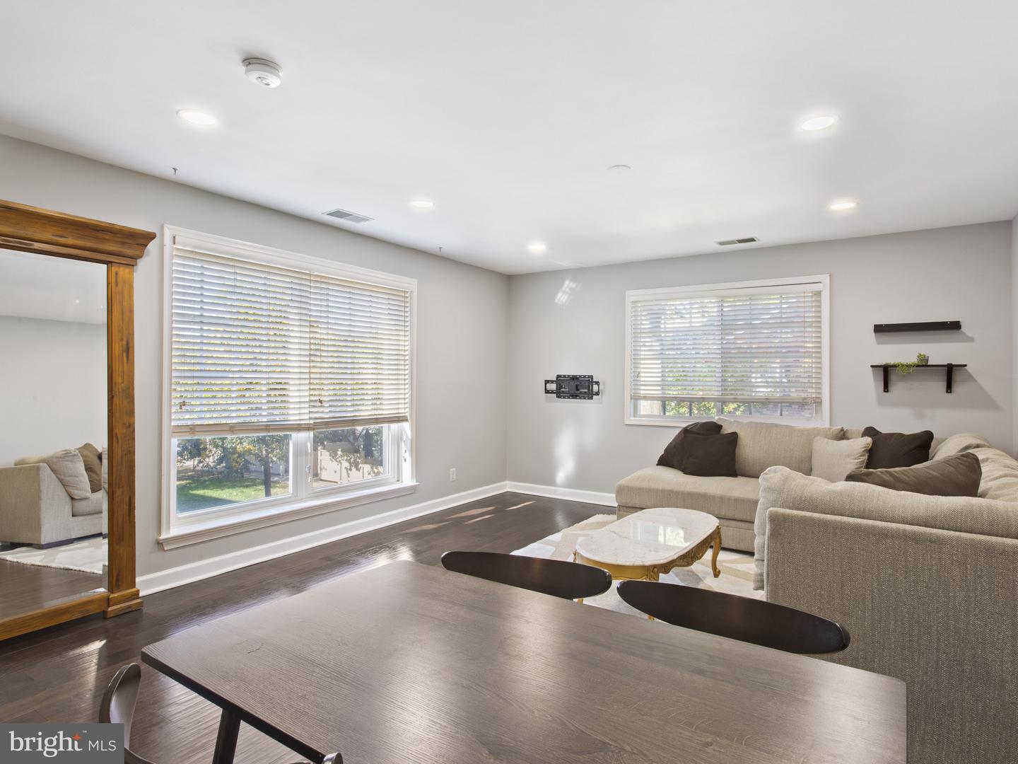1267 N VAN DORN ST, ALEXANDRIA, Virginia 22304, 2 Bedrooms Bedrooms, ,1 BathroomBathrooms,Residential,For sale,1267 N VAN DORN ST,VAAX2051066 MLS # VAAX2051066 1267 N VAN DORN ST, ALEXANDRIA, Virginia 22304, 2 Bedrooms Bedrooms, ,1 BathroomBathrooms,Residential,For sale,1267 N VAN DORN ST,VAAX2051066 MLS # VAAX2051066