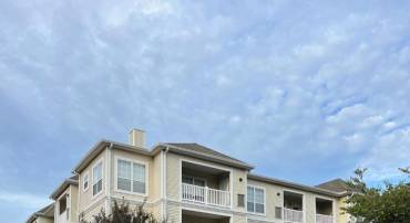 4551 STRUTFIELD LN #4337, ALEXANDRIA, Virginia 22311, 2 Bedrooms Bedrooms, ,1 BathroomBathrooms,Residential,For sale,4551 STRUTFIELD LN #4337,VAAX2051082 MLS # VAAX2051082