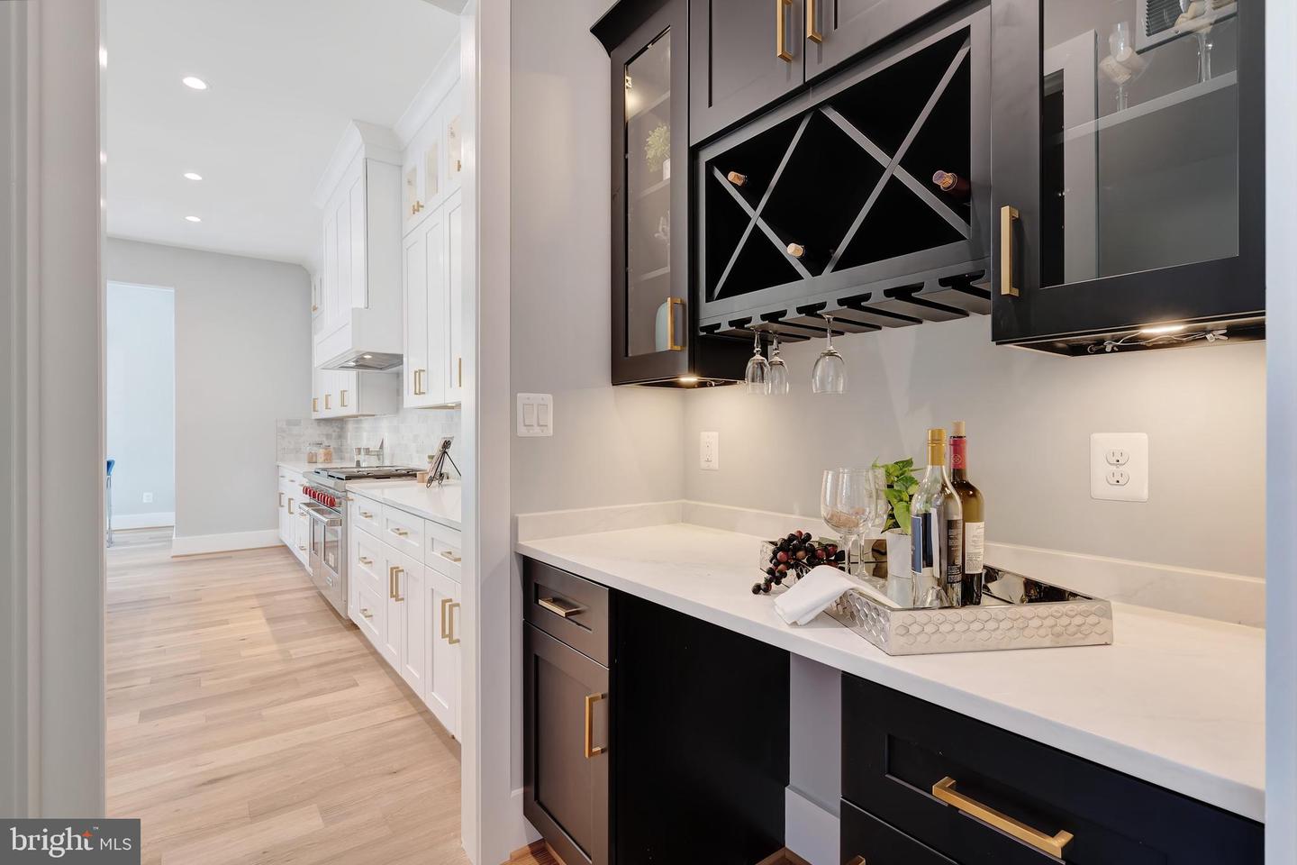 2118 GREENWICH ST, FALLS CHURCH, Virginia 22043, 7 Bedrooms Bedrooms, ,7 BathroomsBathrooms,Residential,For sale,2118 GREENWICH ST,VAFX2275524 MLS # VAFX2275524 2118 GREENWICH ST, FALLS CHURCH, Virginia 22043, 7 Bedrooms Bedrooms, ,7 BathroomsBathrooms,Residential,For sale,2118 GREENWICH ST,VAFX2275524 MLS # VAFX2275524