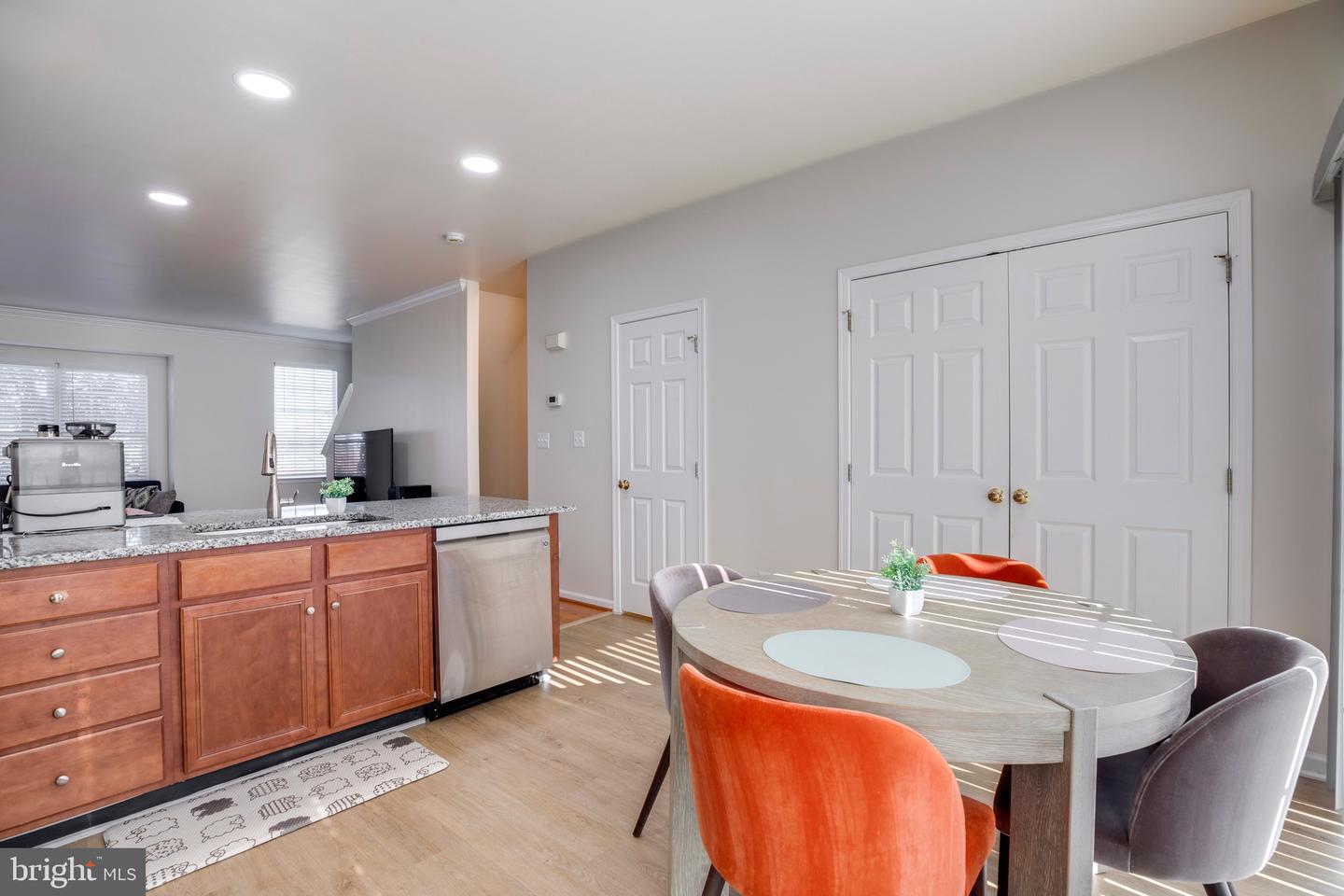 25304 SHIPLEY TER, CHANTILLY, Virginia 20152, 4 Bedrooms Bedrooms, ,3 BathroomsBathrooms,Residential,For sale,25304 SHIPLEY TER,VALO2109406 MLS # VALO2109406 25304 SHIPLEY TER, CHANTILLY, Virginia 20152, 4 Bedrooms Bedrooms, ,3 BathroomsBathrooms,Residential,For sale,25304 SHIPLEY TER,VALO2109406 MLS # VALO2109406