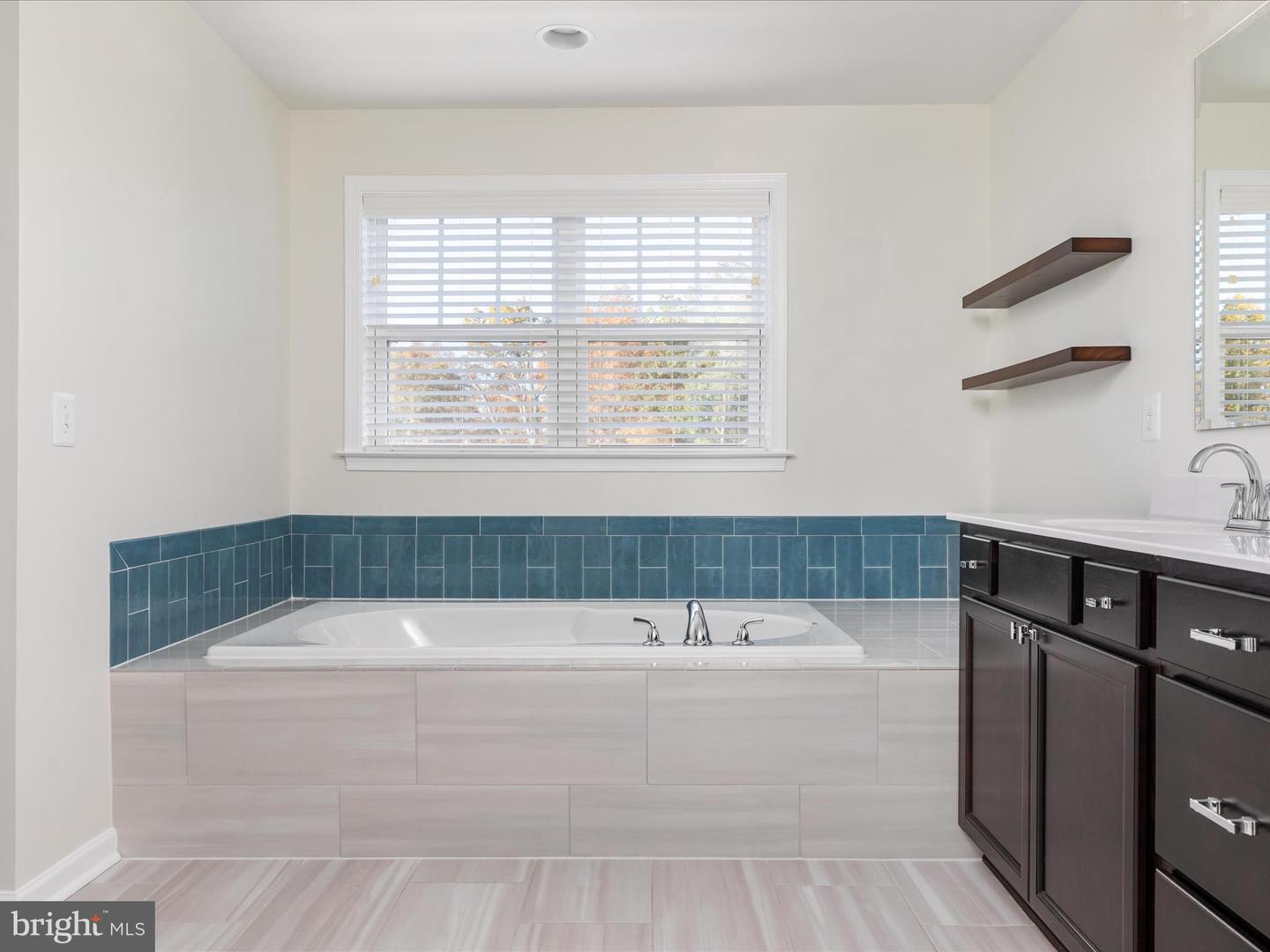 138 JEWEL BOX DR, STEPHENSON, Virginia 22656, 5 Bedrooms Bedrooms, 16 Rooms Rooms,3 BathroomsBathrooms,Residential,For sale,138 JEWEL BOX DR,VAFV2037570 MLS # VAFV2037570 138 JEWEL BOX DR, STEPHENSON, Virginia 22656, 5 Bedrooms Bedrooms, 16 Rooms Rooms,3 BathroomsBathrooms,Residential,For sale,138 JEWEL BOX DR,VAFV2037570 MLS # VAFV2037570