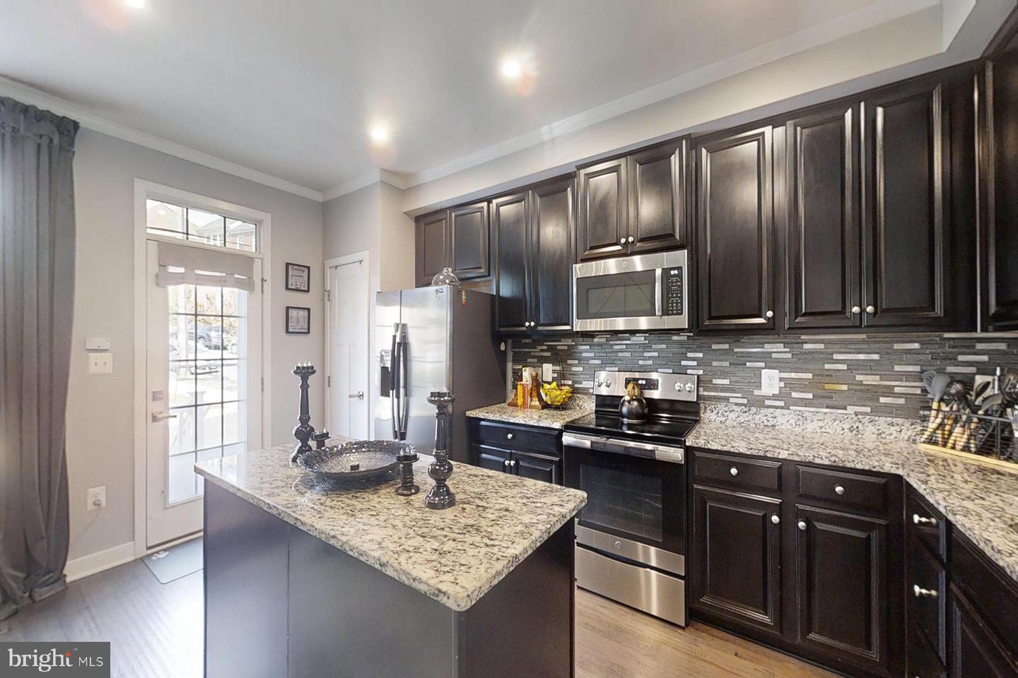 950 MISSISSIPPI AVE SE, WASHINGTON, District Of Columbia 20032, 3 Bedrooms Bedrooms, ,3 BathroomsBathrooms,Residential,For sale,950 MISSISSIPPI AVE SE,DCDC2228100 MLS # DCDC2228100 950 MISSISSIPPI AVE SE, WASHINGTON, District Of Columbia 20032, 3 Bedrooms Bedrooms, ,3 BathroomsBathrooms,Residential,For sale,950 MISSISSIPPI AVE SE,DCDC2228100 MLS # DCDC2228100
