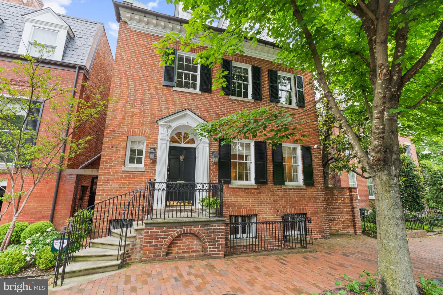 1671 31ST ST NW, WASHINGTON, District Of Columbia 20007, 6 Bedrooms Bedrooms, ,5 BathroomsBathrooms,Residential,For sale,1671 31ST ST NW,DCDC2228162 MLS # DCDC2228162 1671 31ST ST NW, WASHINGTON, District Of Columbia 20007, 6 Bedrooms Bedrooms, ,5 BathroomsBathrooms,Residential,For sale,1671 31ST ST NW,DCDC2228162 MLS # DCDC2228162