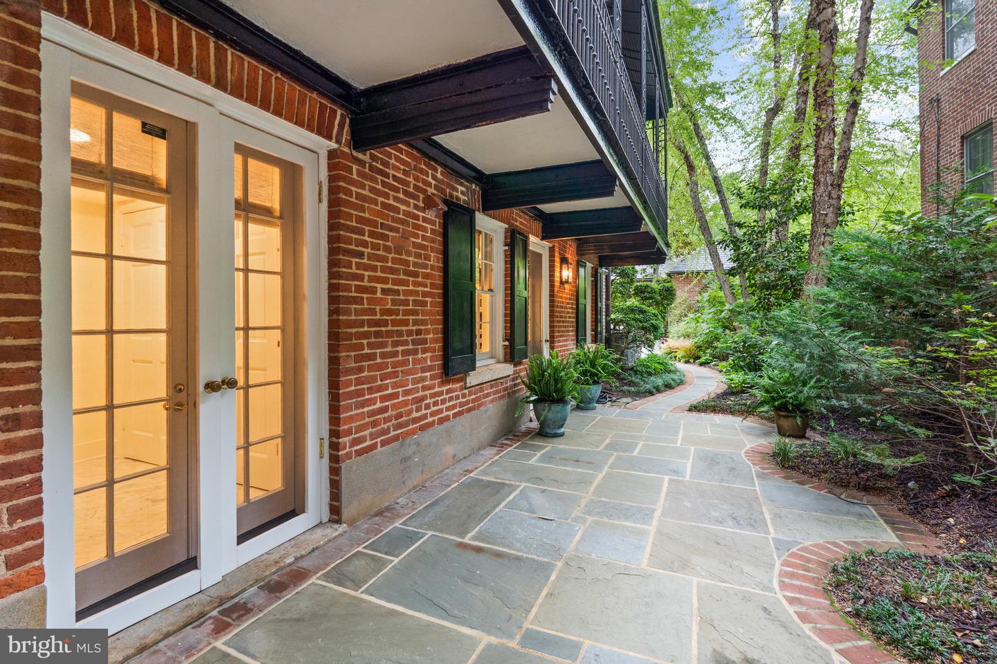 1671 31ST ST NW, WASHINGTON, District Of Columbia 20007, 6 Bedrooms Bedrooms, ,5 BathroomsBathrooms,Residential,For sale,1671 31ST ST NW,DCDC2228162 MLS # DCDC2228162 1671 31ST ST NW, WASHINGTON, District Of Columbia 20007, 6 Bedrooms Bedrooms, ,5 BathroomsBathrooms,Residential,For sale,1671 31ST ST NW,DCDC2228162 MLS # DCDC2228162