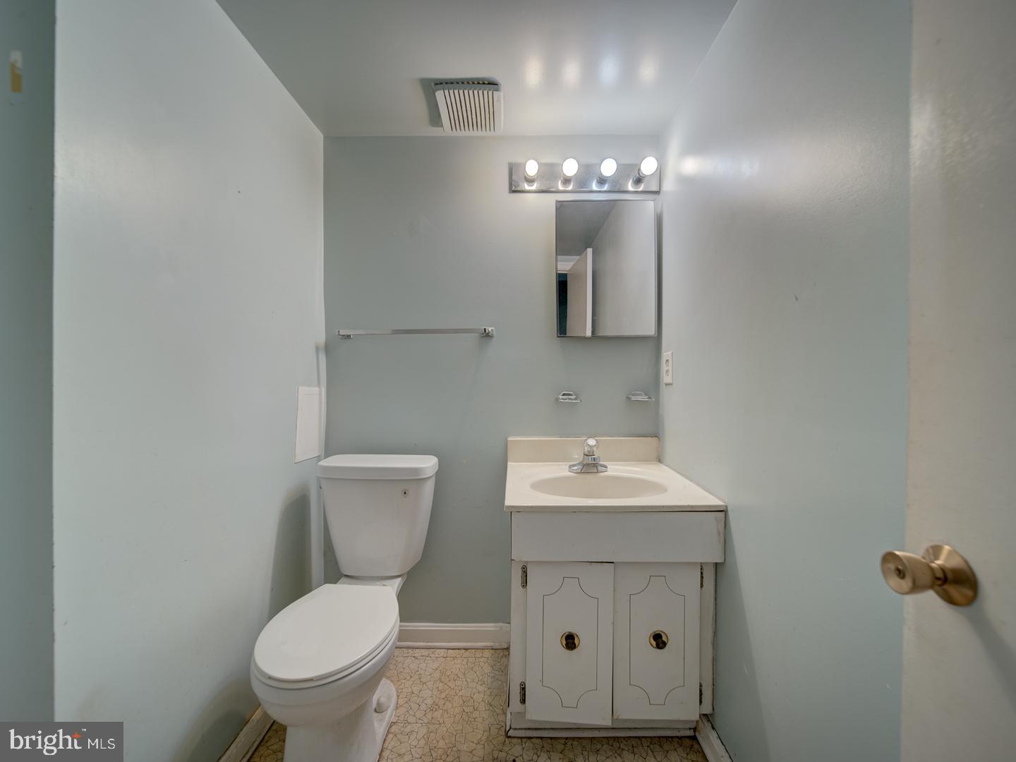 3459 SUMMIT CT NE #3459, WASHINGTON, District Of Columbia 20018, 2 Bedrooms Bedrooms, ,2 BathroomsBathrooms,Residential,For sale,3459 SUMMIT CT NE #3459,DCDC2228210 MLS # DCDC2228210 3459 SUMMIT CT NE #3459, WASHINGTON, District Of Columbia 20018, 2 Bedrooms Bedrooms, ,2 BathroomsBathrooms,Residential,For sale,3459 SUMMIT CT NE #3459,DCDC2228210 MLS # DCDC2228210
