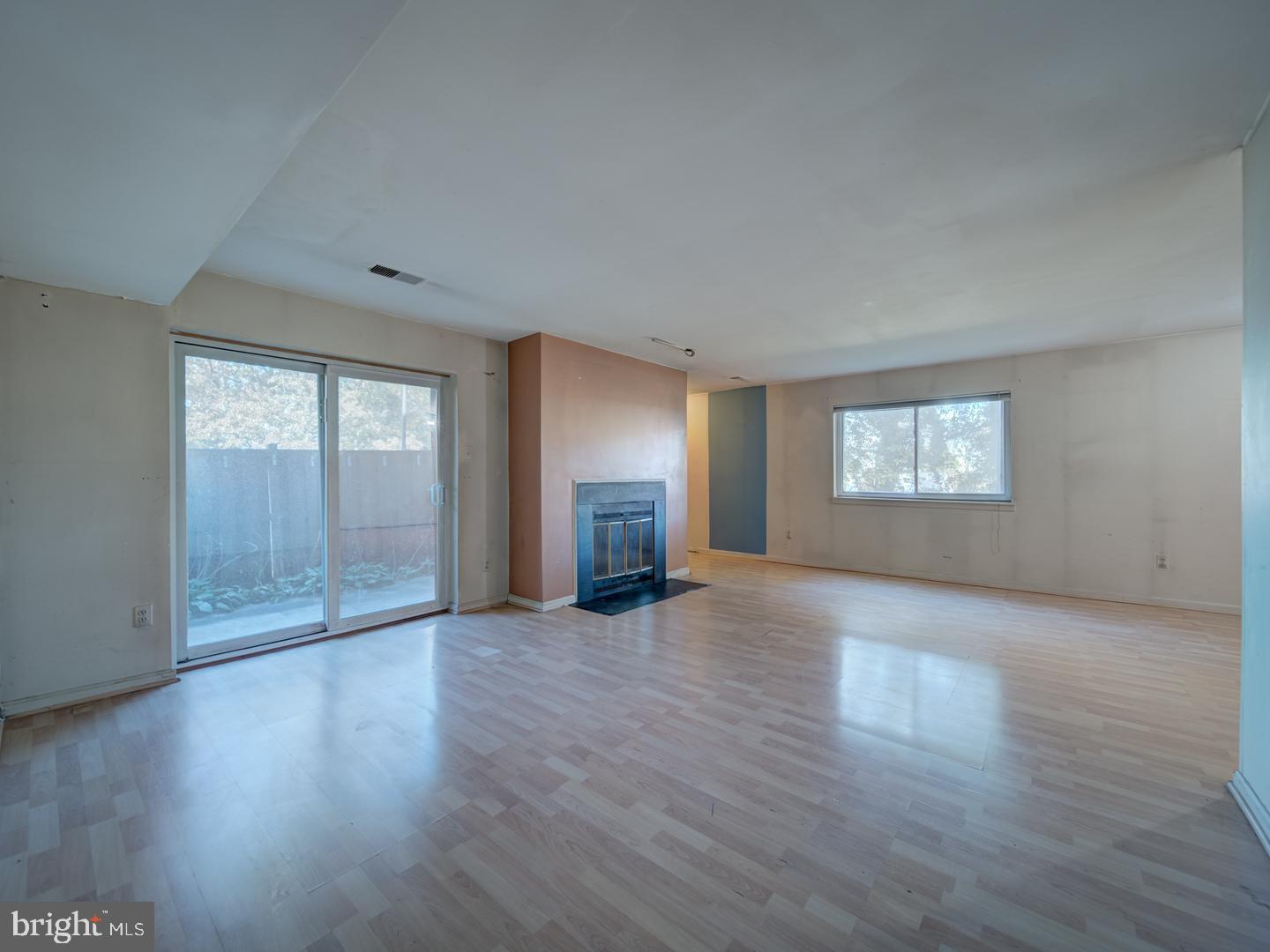 3459 SUMMIT CT NE #3459, WASHINGTON, District Of Columbia 20018, 2 Bedrooms Bedrooms, ,2 BathroomsBathrooms,Residential,For sale,3459 SUMMIT CT NE #3459,DCDC2228210 MLS # DCDC2228210 3459 SUMMIT CT NE #3459, WASHINGTON, District Of Columbia 20018, 2 Bedrooms Bedrooms, ,2 BathroomsBathrooms,Residential,For sale,3459 SUMMIT CT NE #3459,DCDC2228210 MLS # DCDC2228210