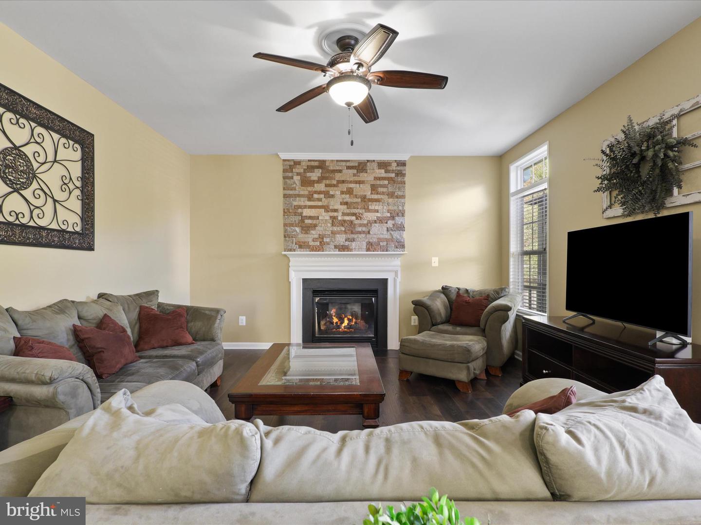13714 JABIELLE TER, BRISTOW, Virginia 20136, 4 Bedrooms Bedrooms, ,3 BathroomsBathrooms,Residential,For sale,13714 JABIELLE TER,VAPW2106550 MLS # VAPW2106550 13714 JABIELLE TER, BRISTOW, Virginia 20136, 4 Bedrooms Bedrooms, ,3 BathroomsBathrooms,Residential,For sale,13714 JABIELLE TER,VAPW2106550 MLS # VAPW2106550