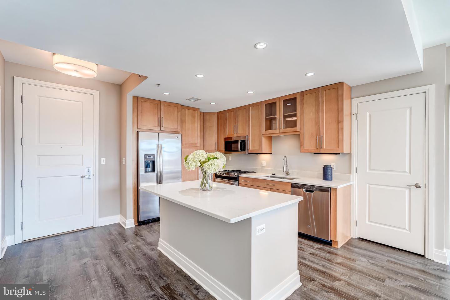 8220 CRESTWOOD HEIGHTS DR #708, MCLEAN, Virginia 22102, 2 Bedrooms Bedrooms, ,2 BathroomsBathrooms,Residential,For sale,8220 CRESTWOOD HEIGHTS DR #708,VAFX2275578 MLS # VAFX2275578 8220 CRESTWOOD HEIGHTS DR #708, MCLEAN, Virginia 22102, 2 Bedrooms Bedrooms, ,2 BathroomsBathrooms,Residential,For sale,8220 CRESTWOOD HEIGHTS DR #708,VAFX2275578 MLS # VAFX2275578