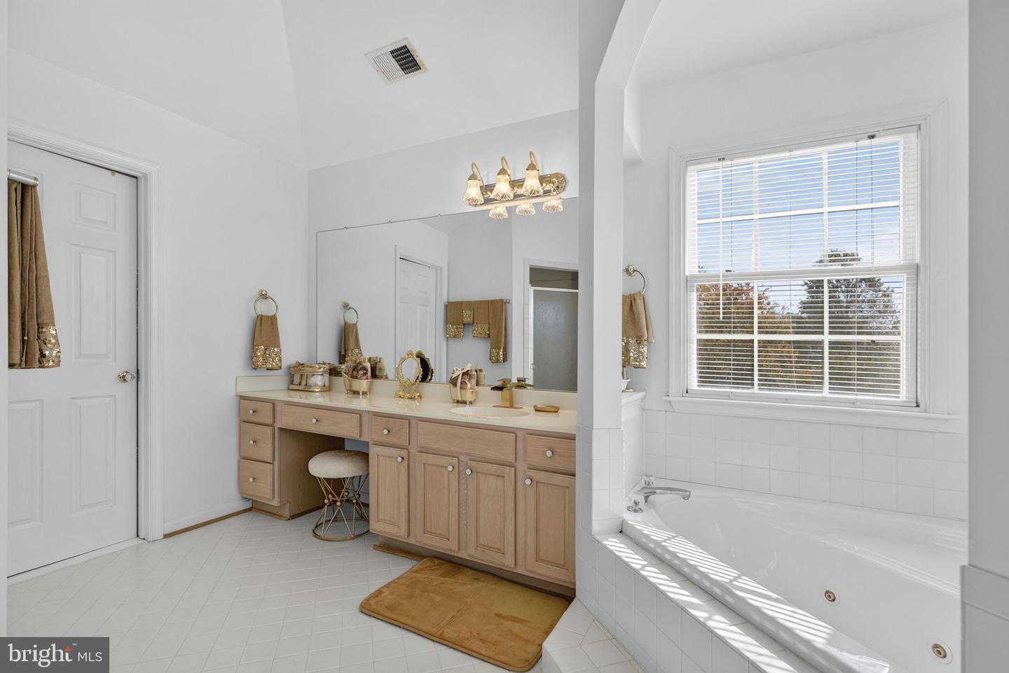 173 ASHLAND DR, WINCHESTER, Virginia 22603, 5 Bedrooms Bedrooms, ,4 BathroomsBathrooms,Residential,For sale,173 ASHLAND DR,VAFV2037600 MLS # VAFV2037600 173 ASHLAND DR, WINCHESTER, Virginia 22603, 5 Bedrooms Bedrooms, ,4 BathroomsBathrooms,Residential,For sale,173 ASHLAND DR,VAFV2037600 MLS # VAFV2037600