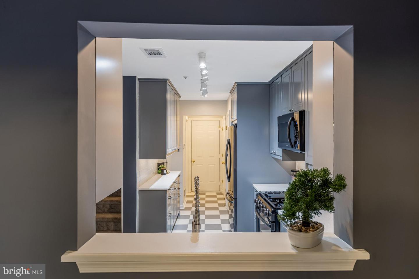 7702 HAYNES POINT WAY #2005, ALEXANDRIA, Virginia 22315, 2 Bedrooms Bedrooms, ,2 BathroomsBathrooms,Residential,For sale,7702 HAYNES POINT WAY #2005,VAFX2275806 MLS # VAFX2275806 7702 HAYNES POINT WAY #2005, ALEXANDRIA, Virginia 22315, 2 Bedrooms Bedrooms, ,2 BathroomsBathrooms,Residential,For sale,7702 HAYNES POINT WAY #2005,VAFX2275806 MLS # VAFX2275806
