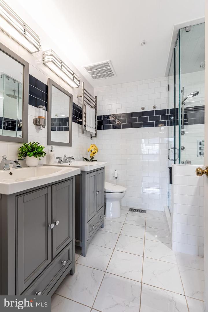 7702 HAYNES POINT WAY #2005, ALEXANDRIA, Virginia 22315, 2 Bedrooms Bedrooms, ,2 BathroomsBathrooms,Residential,For sale,7702 HAYNES POINT WAY #2005,VAFX2275806 MLS # VAFX2275806 7702 HAYNES POINT WAY #2005, ALEXANDRIA, Virginia 22315, 2 Bedrooms Bedrooms, ,2 BathroomsBathrooms,Residential,For sale,7702 HAYNES POINT WAY #2005,VAFX2275806 MLS # VAFX2275806