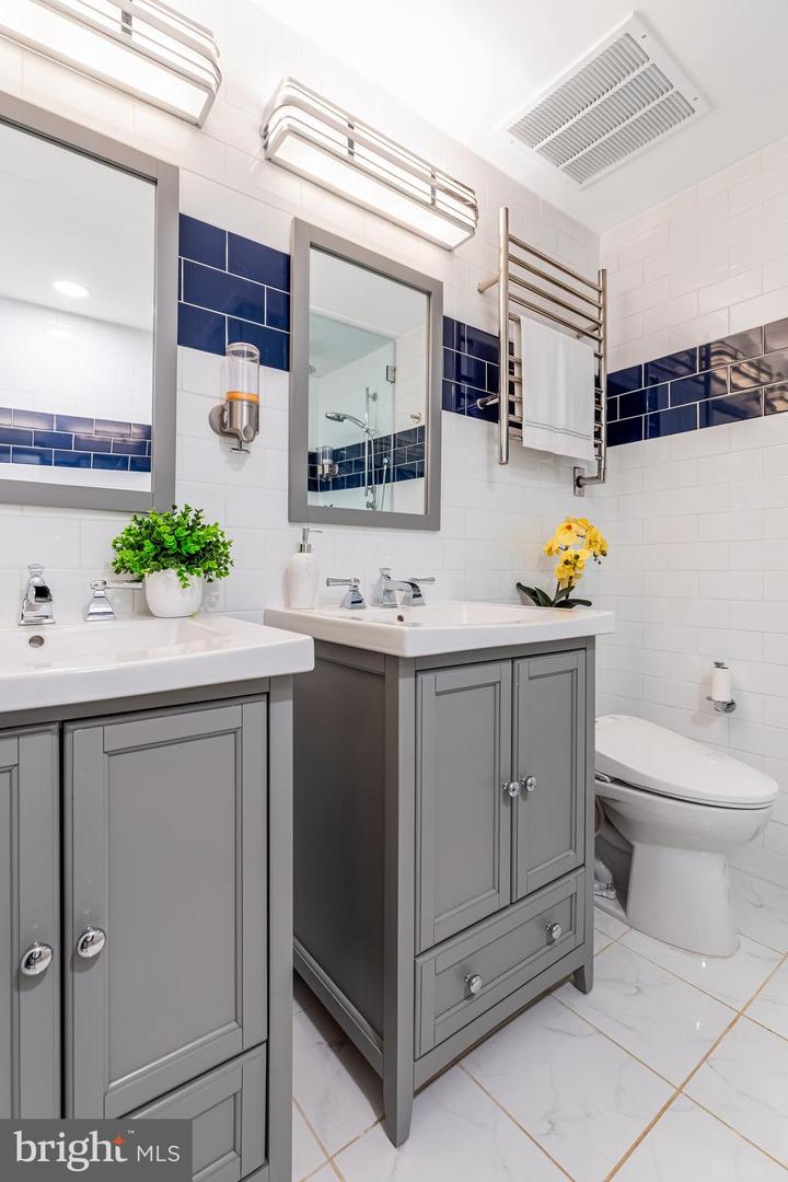 7702 HAYNES POINT WAY #2005, ALEXANDRIA, Virginia 22315, 2 Bedrooms Bedrooms, ,2 BathroomsBathrooms,Residential,For sale,7702 HAYNES POINT WAY #2005,VAFX2275806 MLS # VAFX2275806 7702 HAYNES POINT WAY #2005, ALEXANDRIA, Virginia 22315, 2 Bedrooms Bedrooms, ,2 BathroomsBathrooms,Residential,For sale,7702 HAYNES POINT WAY #2005,VAFX2275806 MLS # VAFX2275806