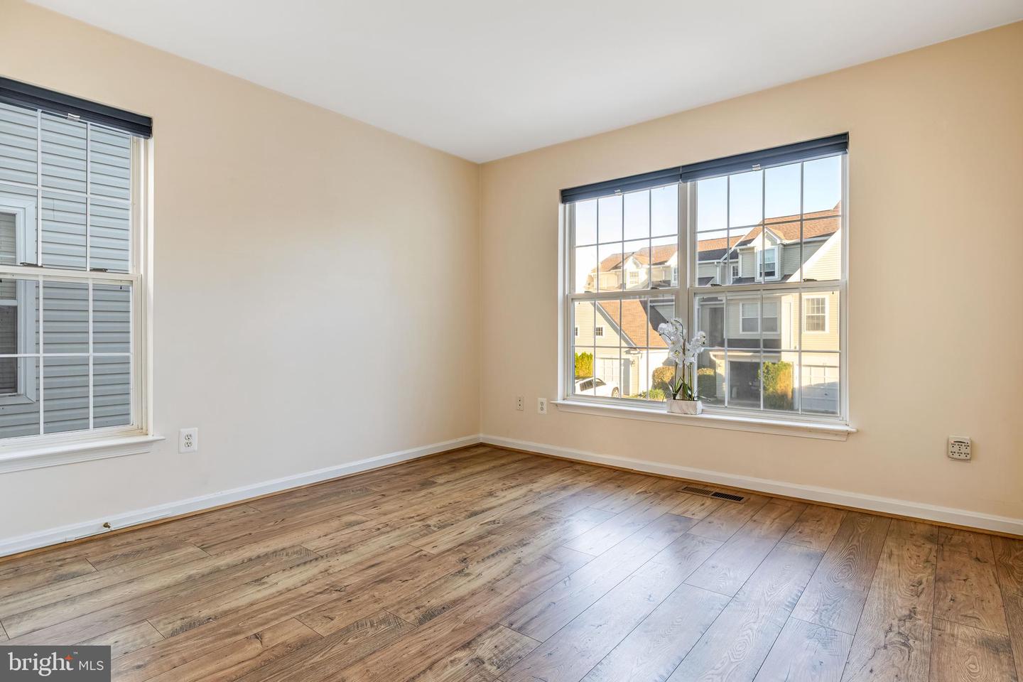 7702 HAYNES POINT WAY #2005, ALEXANDRIA, Virginia 22315, 2 Bedrooms Bedrooms, ,2 BathroomsBathrooms,Residential,For sale,7702 HAYNES POINT WAY #2005,VAFX2275806 MLS # VAFX2275806 7702 HAYNES POINT WAY #2005, ALEXANDRIA, Virginia 22315, 2 Bedrooms Bedrooms, ,2 BathroomsBathrooms,Residential,For sale,7702 HAYNES POINT WAY #2005,VAFX2275806 MLS # VAFX2275806