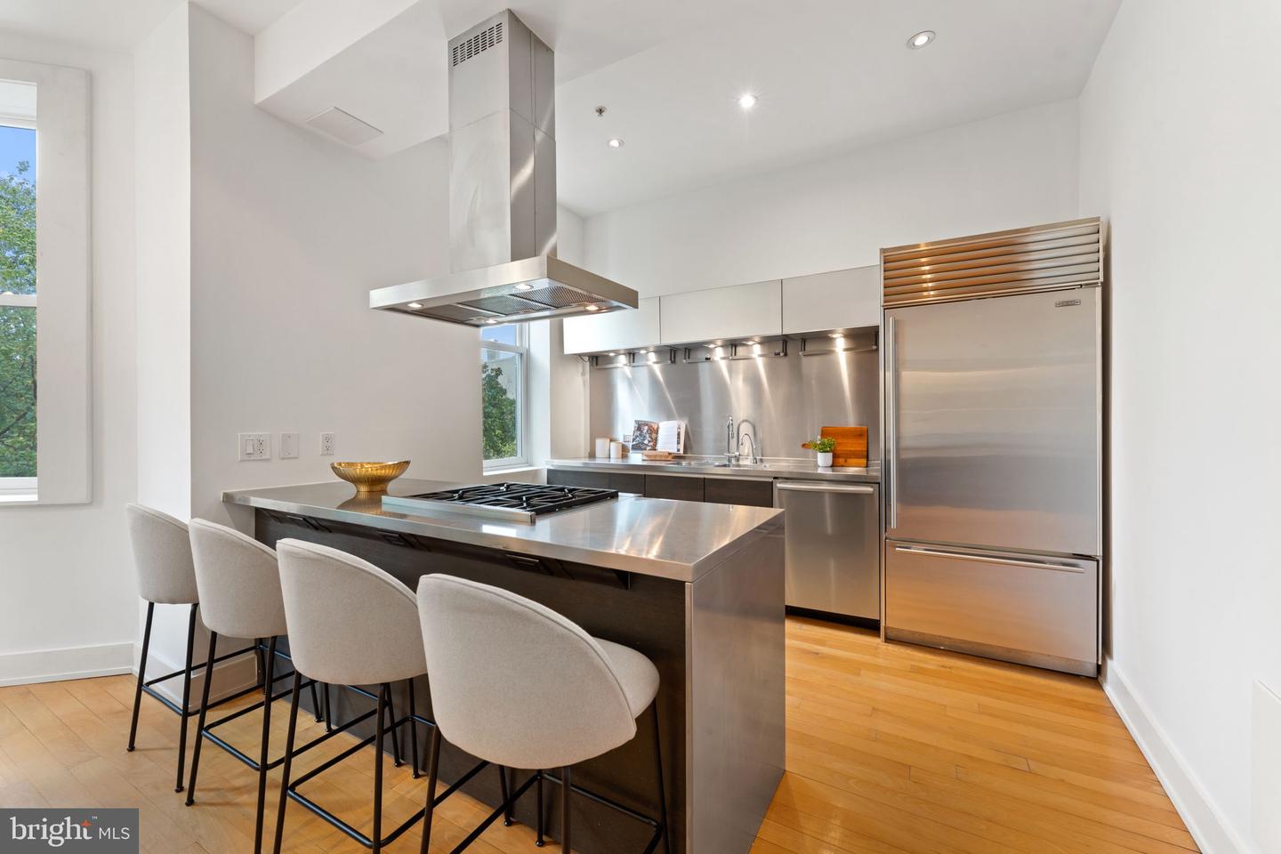 1516 R ST NW #3, WASHINGTON, District Of Columbia 20009, 2 Bedrooms Bedrooms, ,2 BathroomsBathrooms,Residential,For sale,1516 R ST NW #3,DCDC2228436 MLS # DCDC2228436 1516 R ST NW #3, WASHINGTON, District Of Columbia 20009, 2 Bedrooms Bedrooms, ,2 BathroomsBathrooms,Residential,For sale,1516 R ST NW #3,DCDC2228436 MLS # DCDC2228436