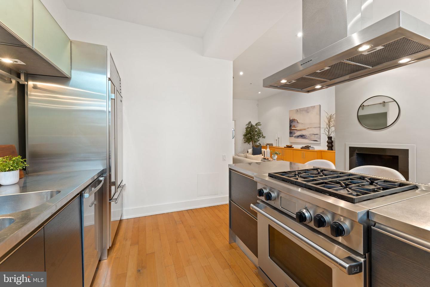 1516 R ST NW #3, WASHINGTON, District Of Columbia 20009, 2 Bedrooms Bedrooms, ,2 BathroomsBathrooms,Residential,For sale,1516 R ST NW #3,DCDC2228436 MLS # DCDC2228436 1516 R ST NW #3, WASHINGTON, District Of Columbia 20009, 2 Bedrooms Bedrooms, ,2 BathroomsBathrooms,Residential,For sale,1516 R ST NW #3,DCDC2228436 MLS # DCDC2228436