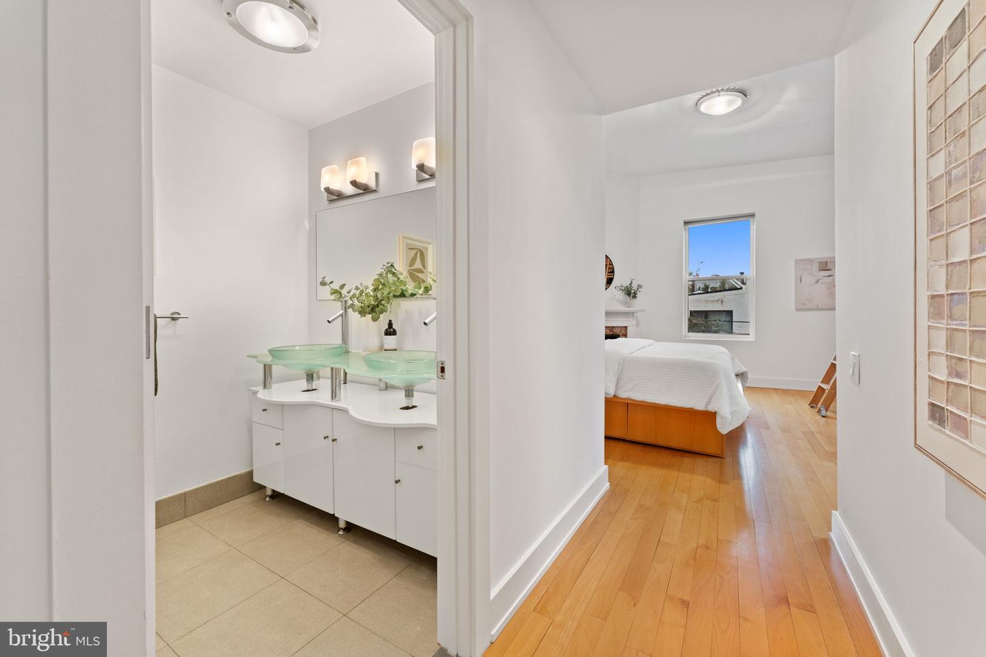 1516 R ST NW #3, WASHINGTON, District Of Columbia 20009, 2 Bedrooms Bedrooms, ,2 BathroomsBathrooms,Residential,For sale,1516 R ST NW #3,DCDC2228436 MLS # DCDC2228436 1516 R ST NW #3, WASHINGTON, District Of Columbia 20009, 2 Bedrooms Bedrooms, ,2 BathroomsBathrooms,Residential,For sale,1516 R ST NW #3,DCDC2228436 MLS # DCDC2228436