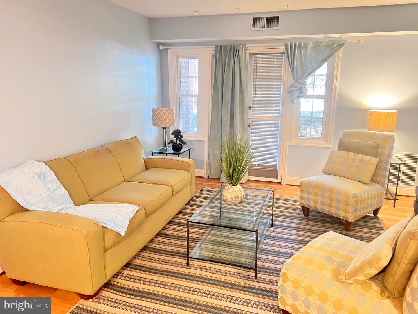 5909-D PRINCE JAMES DR #D, SPRINGFIELD, Virginia 22152, 1 Bedroom Bedrooms, ,1 BathroomBathrooms,Residential,For sale,5909-D PRINCE JAMES DR #D,VAFX2275822 MLS # VAFX2275822