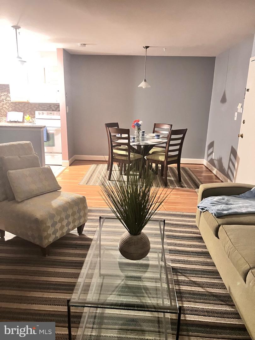 5909-D PRINCE JAMES DR #D, SPRINGFIELD, Virginia 22152, 1 Bedroom Bedrooms, ,1 BathroomBathrooms,Residential,For sale,5909-D PRINCE JAMES DR #D,VAFX2275822 MLS # VAFX2275822