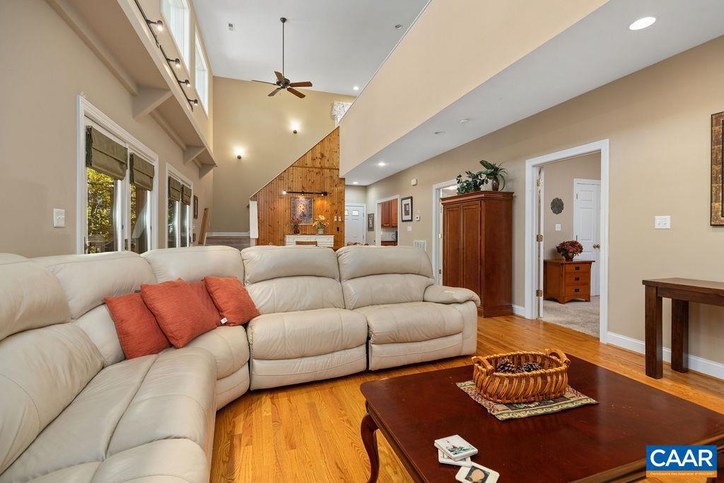 59 TIMBER RIDGE LN, WINTERGREEN RESORT, Virginia 22967, 5 Bedrooms Bedrooms, ,3 BathroomsBathrooms,Residential,For sale,59 TIMBER RIDGE LN,670318 MLS # 670318 59 TIMBER RIDGE LN, WINTERGREEN RESORT, Virginia 22967, 5 Bedrooms Bedrooms, ,3 BathroomsBathrooms,Residential,For sale,59 TIMBER RIDGE LN,670318 MLS # 670318