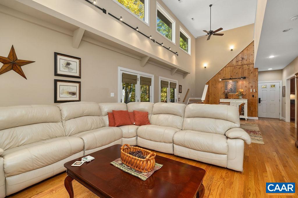 59 TIMBER RIDGE LN, WINTERGREEN RESORT, Virginia 22967, 5 Bedrooms Bedrooms, ,3 BathroomsBathrooms,Residential,For sale,59 TIMBER RIDGE LN,670318 MLS # 670318 59 TIMBER RIDGE LN, WINTERGREEN RESORT, Virginia 22967, 5 Bedrooms Bedrooms, ,3 BathroomsBathrooms,Residential,For sale,59 TIMBER RIDGE LN,670318 MLS # 670318