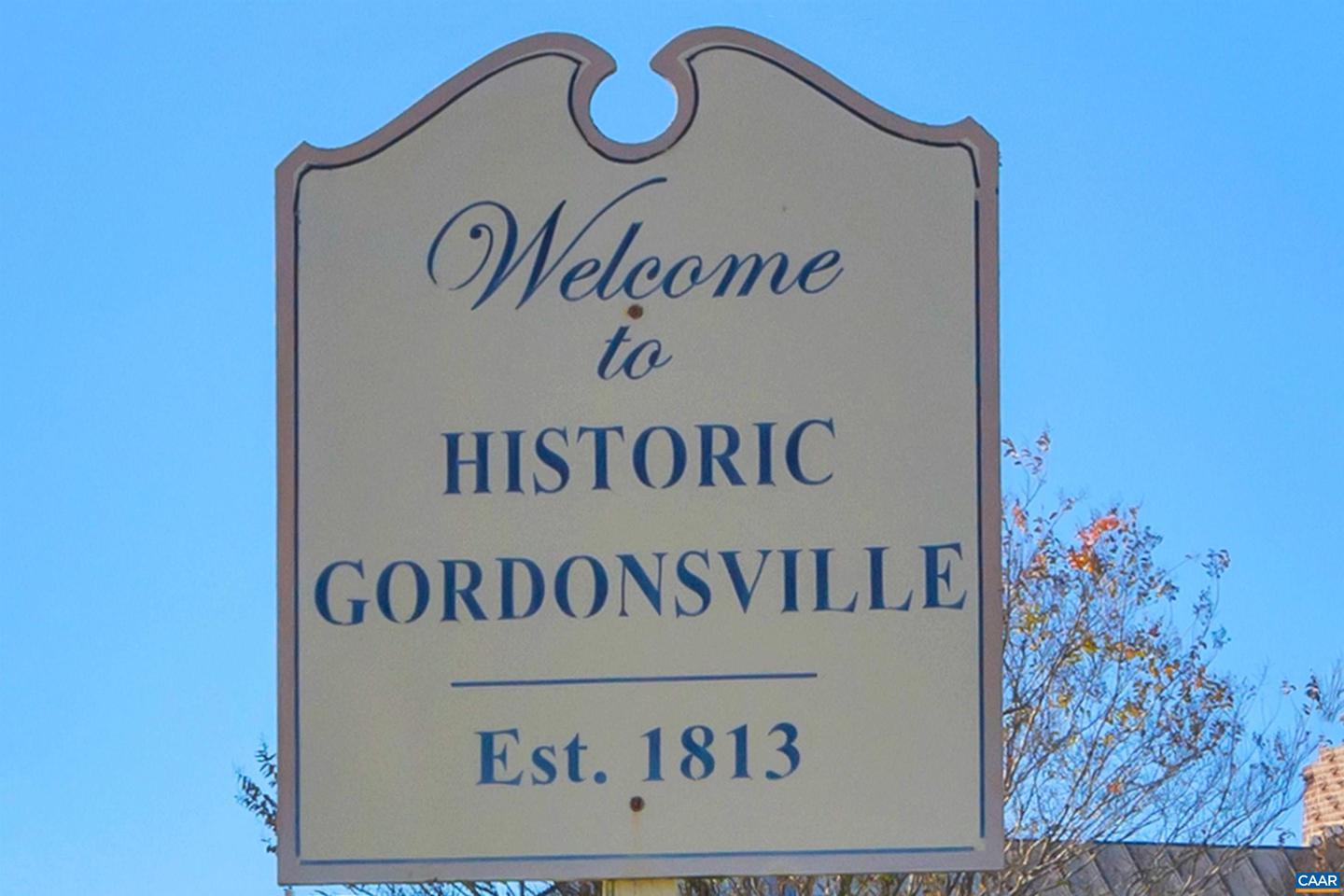 10109 POND CT, GORDONSVILLE, Virginia 22942, 4 Bedrooms Bedrooms, ,2 BathroomsBathrooms,Residential,For sale,10109 POND CT,670323 MLS # 670323 10109 POND CT, GORDONSVILLE, Virginia 22942, 4 Bedrooms Bedrooms, ,2 BathroomsBathrooms,Residential,For sale,10109 POND CT,670323 MLS # 670323