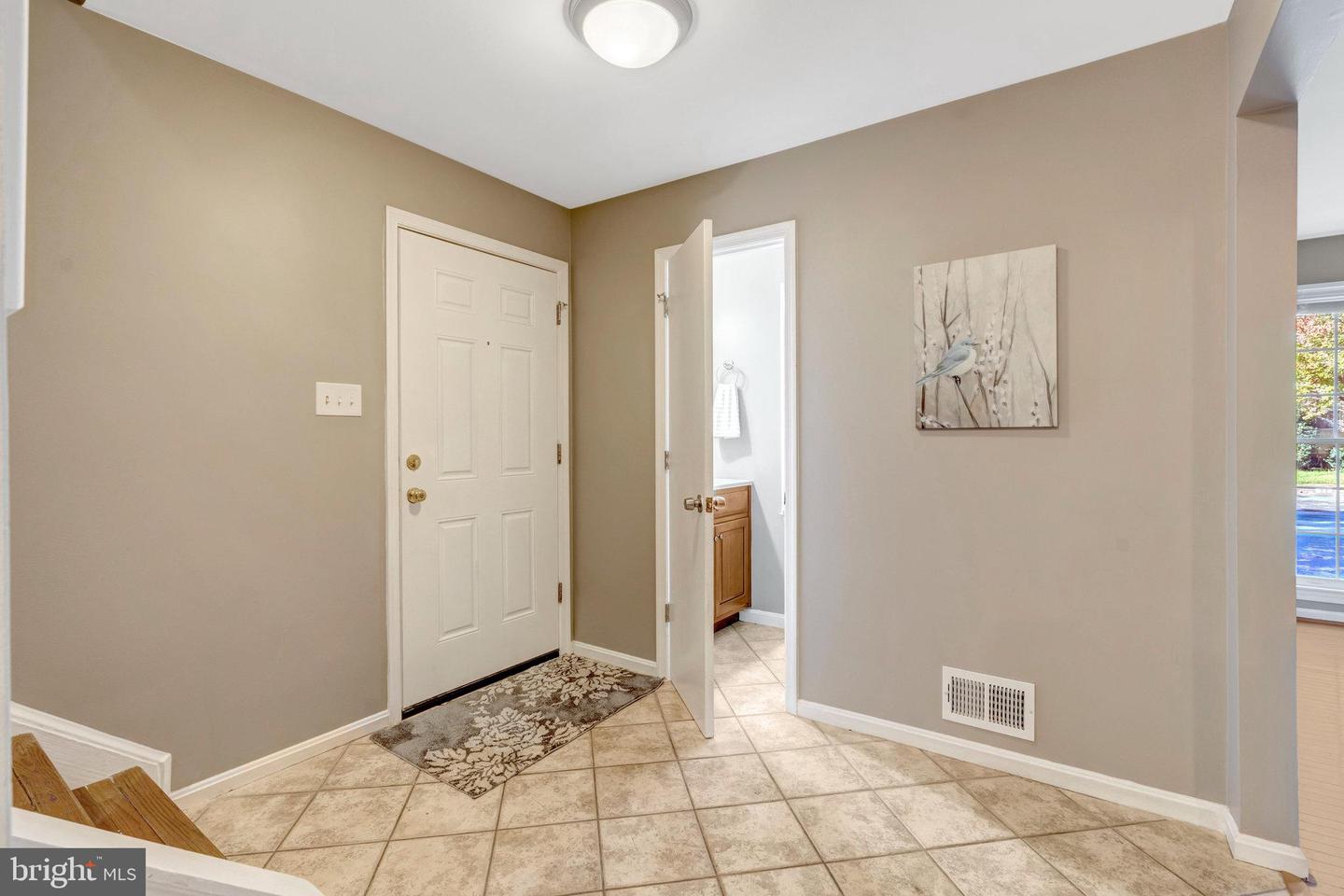 5515 CHESHIRE MEADOWS WAY, FAIRFAX, Virginia 22032, 3 Bedrooms Bedrooms, ,3 BathroomsBathrooms,Residential,For sale,5515 CHESHIRE MEADOWS WAY,VAFX2275846 MLS # VAFX2275846 5515 CHESHIRE MEADOWS WAY, FAIRFAX, Virginia 22032, 3 Bedrooms Bedrooms, ,3 BathroomsBathrooms,Residential,For sale,5515 CHESHIRE MEADOWS WAY,VAFX2275846 MLS # VAFX2275846
