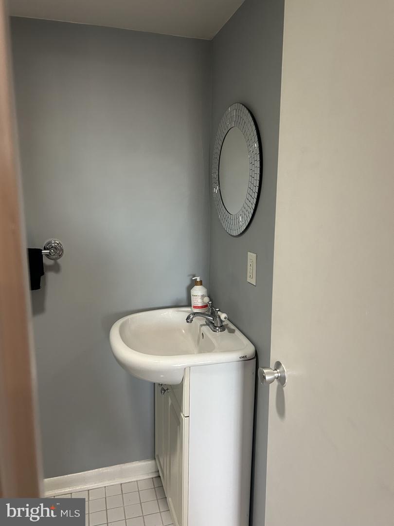 1800 R ST NW #808, WASHINGTON, District Of Columbia 20009, 1 Bedroom Bedrooms, ,1 BathroomBathrooms,Residential,For sale,1800 R ST NW #808,DCDC2228478 MLS # DCDC2228478 1800 R ST NW #808, WASHINGTON, District Of Columbia 20009, 1 Bedroom Bedrooms, ,1 BathroomBathrooms,Residential,For sale,1800 R ST NW #808,DCDC2228478 MLS # DCDC2228478