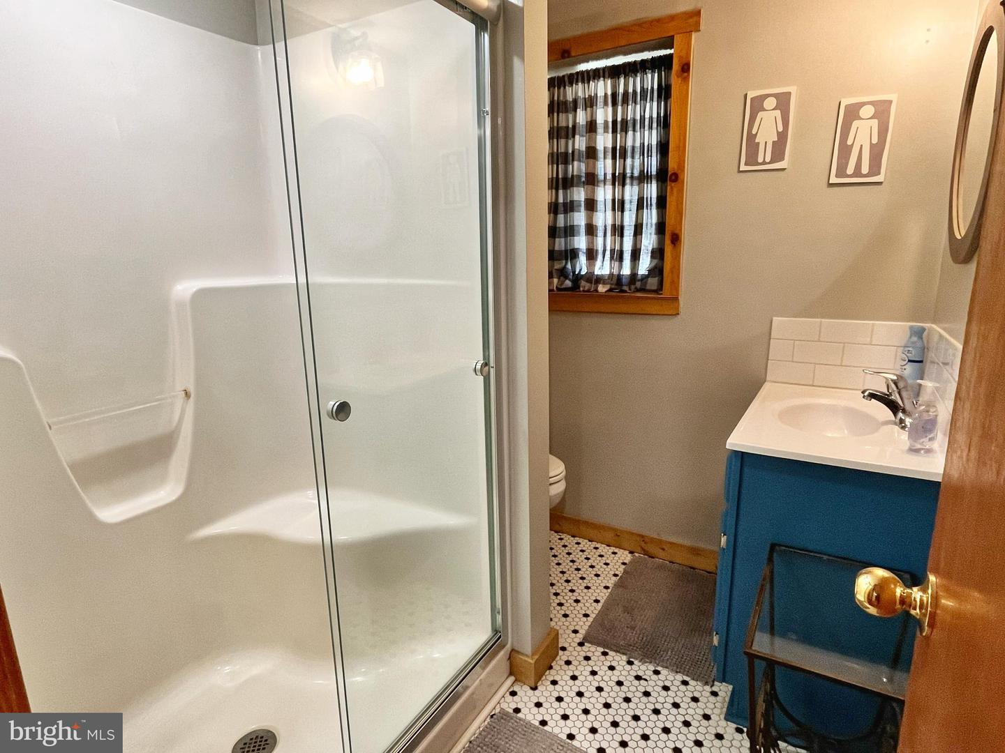 5532 PAGE VALLEY RD, LURAY, Virginia 22835, 3 Bedrooms Bedrooms, 5 Rooms Rooms,2 BathroomsBathrooms,Residential,For sale,5532 PAGE VALLEY RD,VAPA2005534 MLS # VAPA2005534 5532 PAGE VALLEY RD, LURAY, Virginia 22835, 3 Bedrooms Bedrooms, 5 Rooms Rooms,2 BathroomsBathrooms,Residential,For sale,5532 PAGE VALLEY RD,VAPA2005534 MLS # VAPA2005534